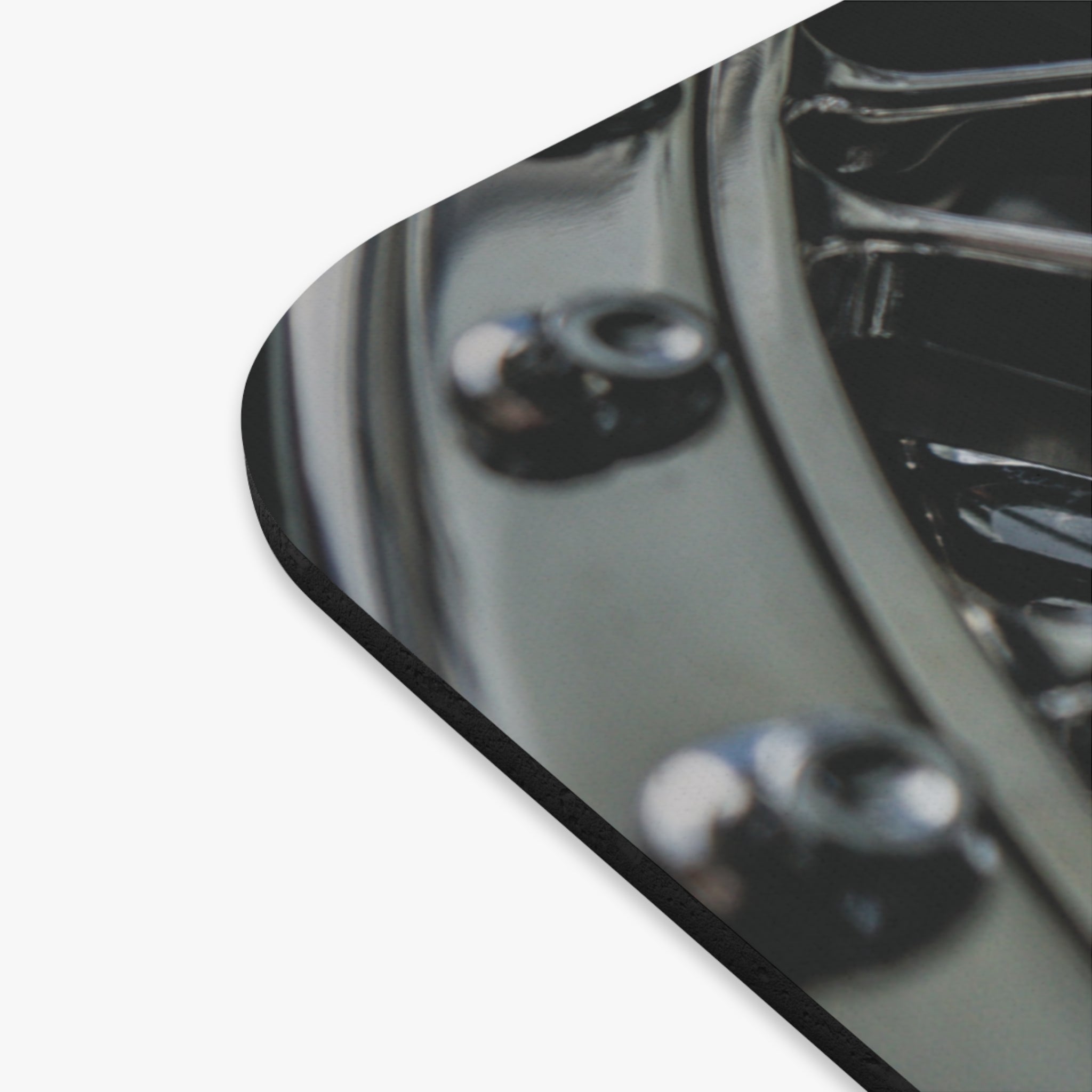 Chrome Basketweave Wheel Mouse Pad — Play and Display