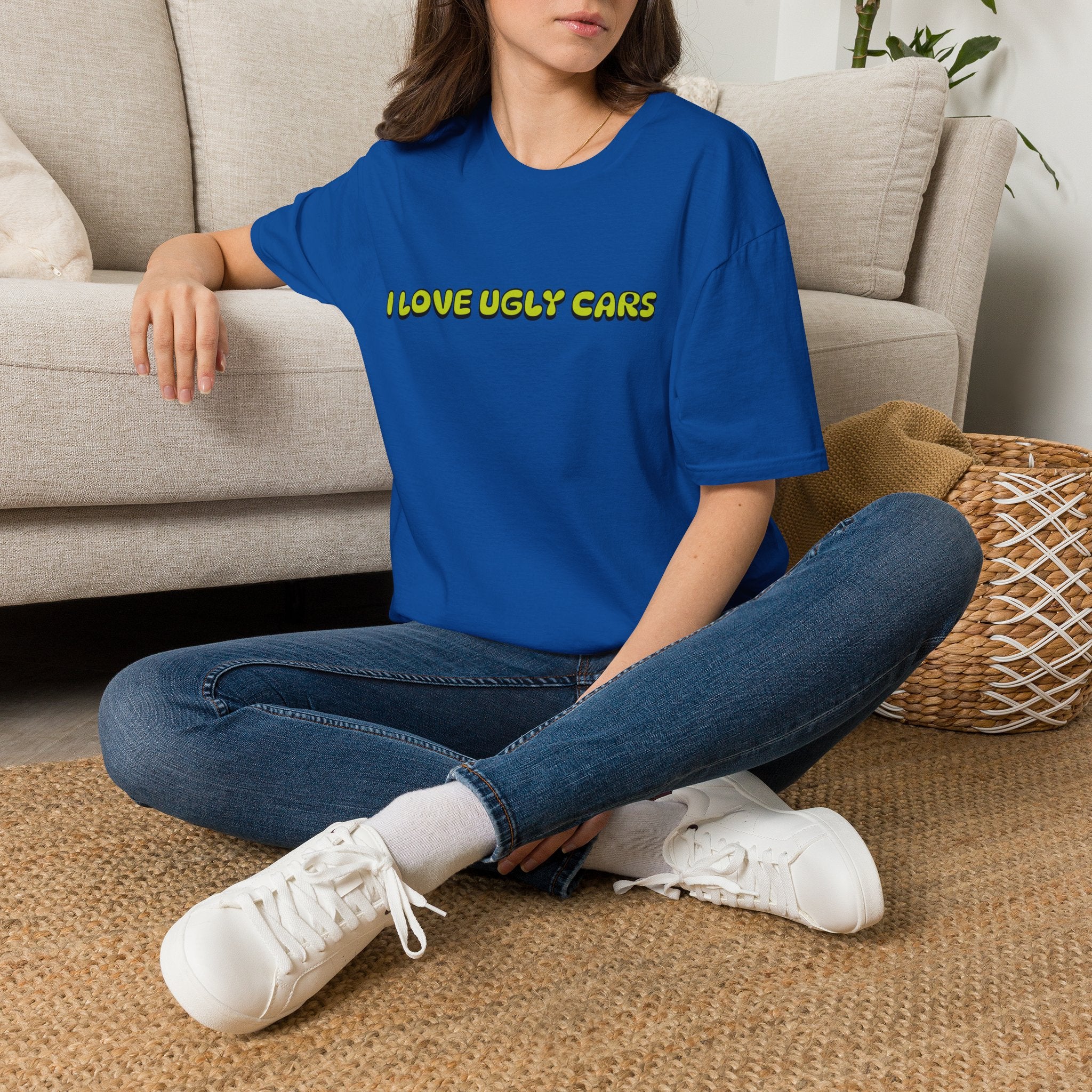 T-Shirt — "I Love Ugly Cars" Retro Green Graphic Tee