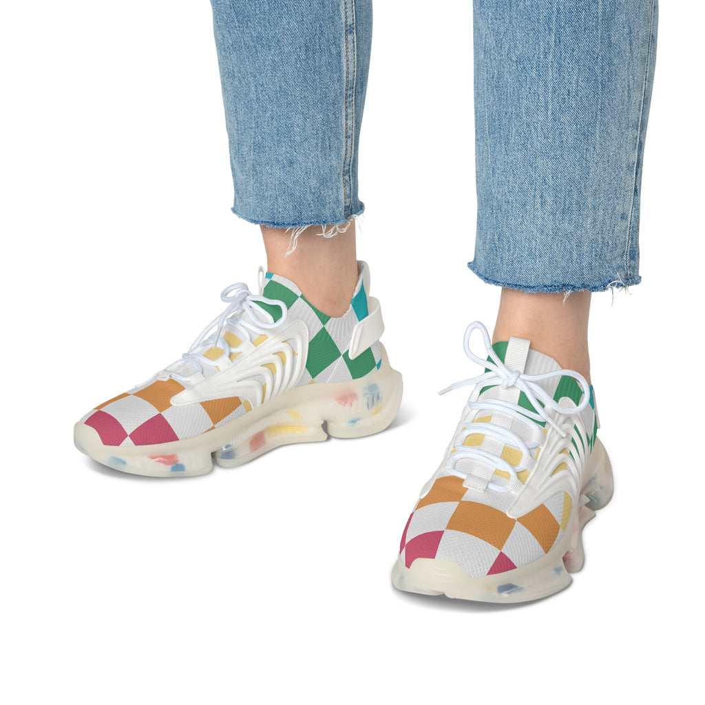 Checkerboard Racing Mesh Sneakers — Women's Colorblock Athletic Shoes