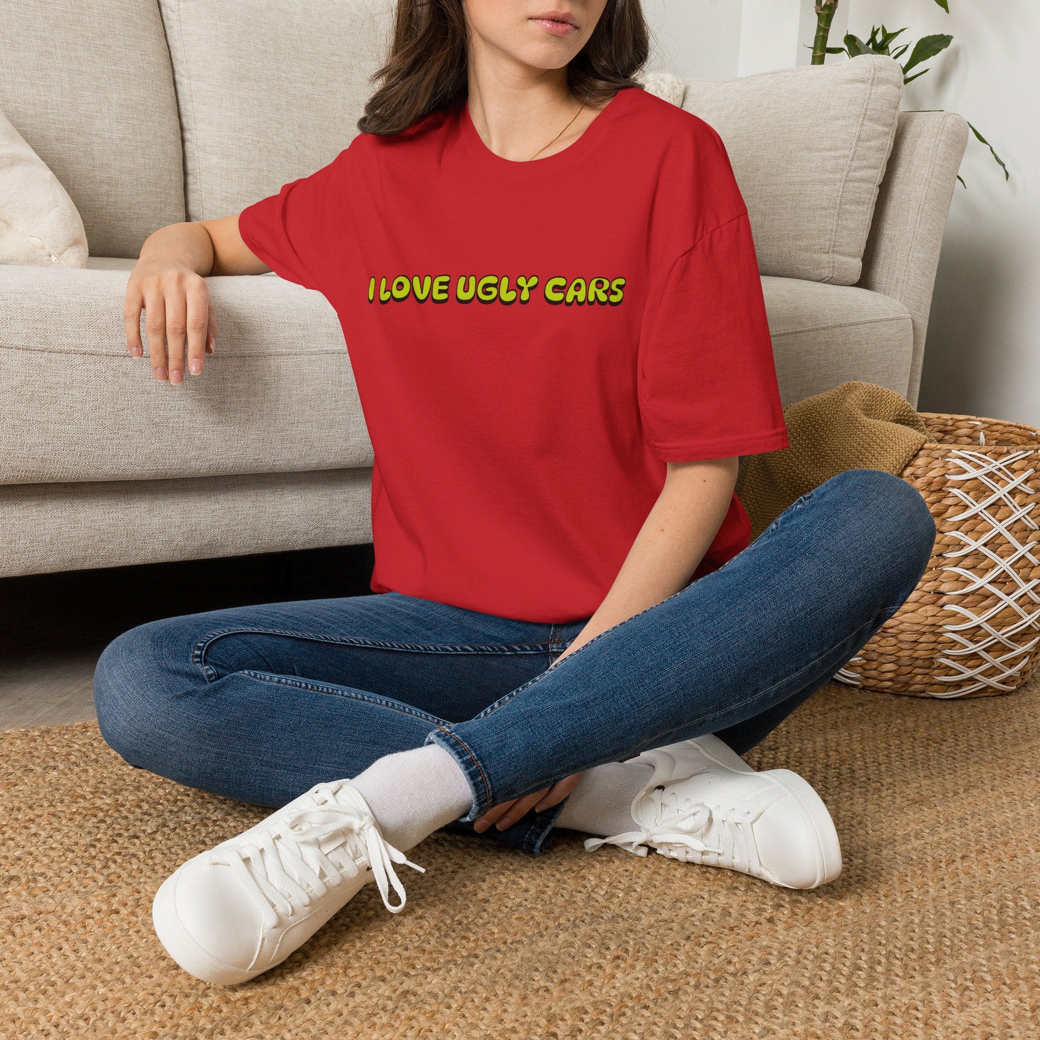 T-Shirt — "I Love Ugly Cars" Retro Green Graphic Tee